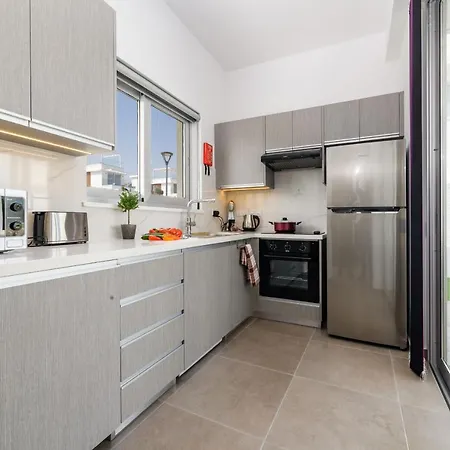 Mylos Lifestyle Seaview #21 * بروتاراس