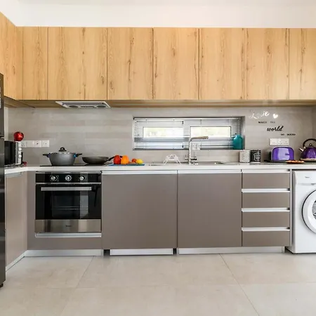 Mylos Lifestyle Seaview #21 فيلة