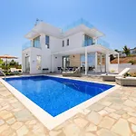 Mylos Lifestyle Seaview #21 *